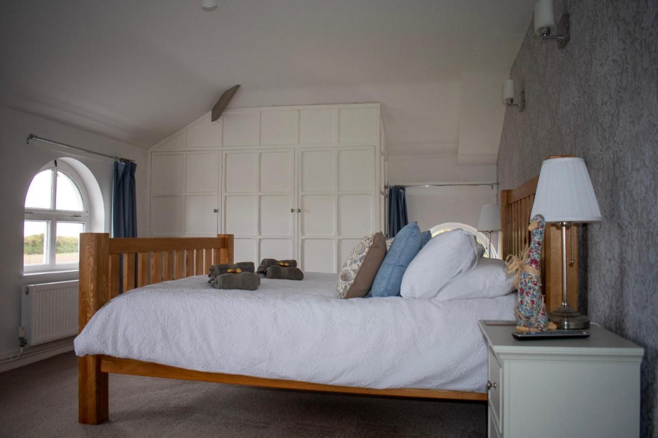 Old Chapel House Tetney Lock Villa Grimsby Bagian luar foto
